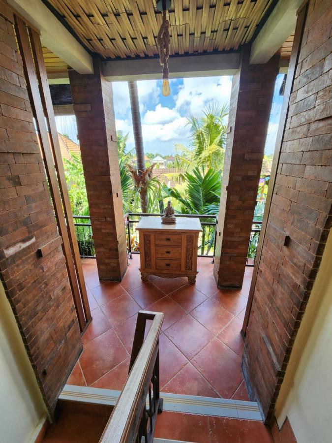 Buda Amitaba Ubud  Luaran gambar