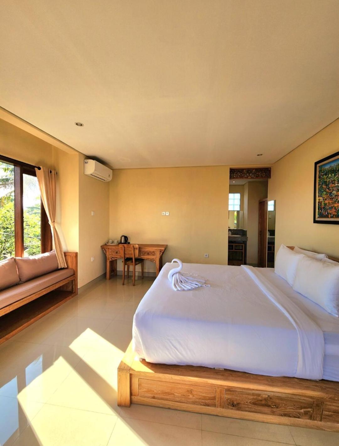 Buda Amitaba Ubud  Bilik gambar